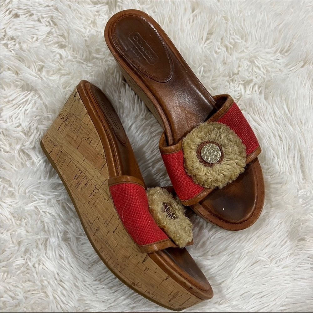 Coach wedges size 7‎